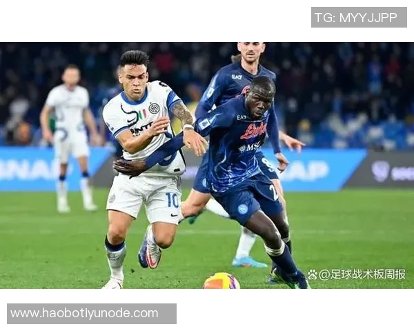 邓弗里斯谈被换下的不满情绪期待球队未来表现更佳